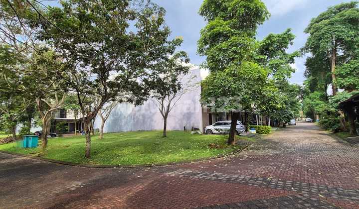 11.5Jt Turun Harga! Eminent Kavling Hoek Selatan-Barat 174M² 11.5Jt Turun Harga! Eminent Kavling Hoek Selatan-Barat 174M²