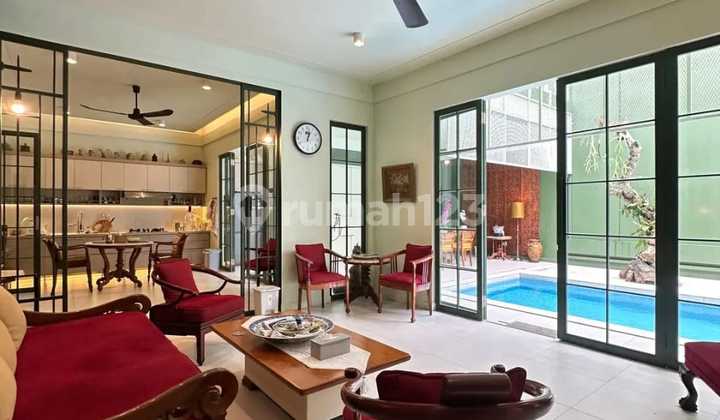 6.75M Rumah Villa Sentul City Barat Daya Private Pool 6.75M Rumah Villa Sentul City Barat Daya Private Pool