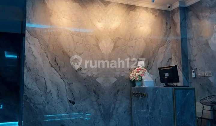 3M Turun Harga! Lippo Cikarang Ruko Furnished Hoek Selatan