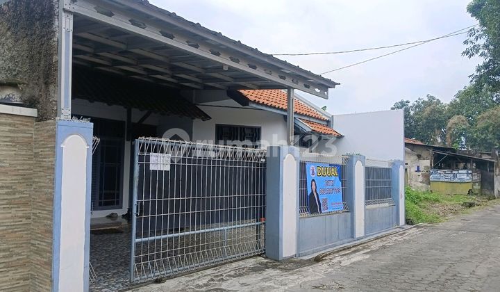 Jual Cepat Rumah Tinggal Bebas Banjir Dekat Mall, Sekolah dan Area Kos²An