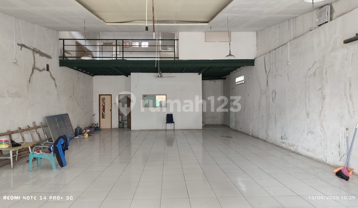Ruko Blong & Strategis Dekat Tol Ciperna Ex Showroom Ruko Blong & Strategis Dekat Tol Ciperna Ex Showroom