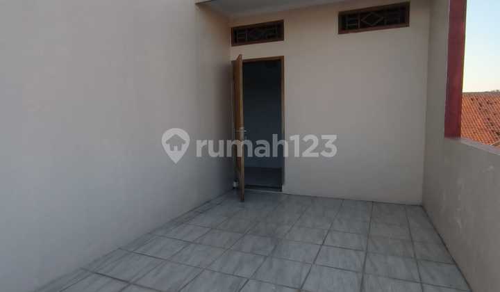 For Sale 2-Story House Strategic Location 2