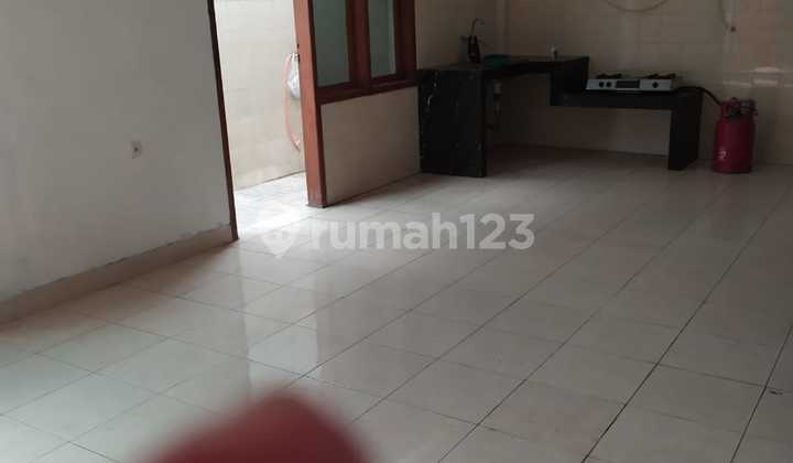 Good Ruko 2 Floors Suitable For Business Strategic Location Busy 24 Hours Near Jagasatru Market And Shops 2