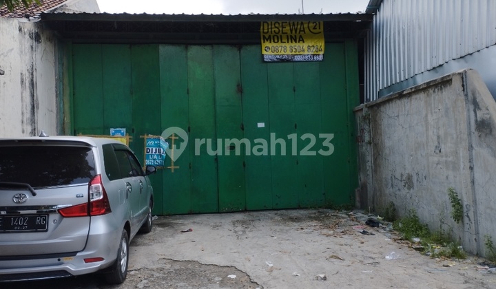 For Sale: Shophouse & Warehouse in Plered Commercial Area For Sale: Shophouse & Warehouse in Plered Commercial Area