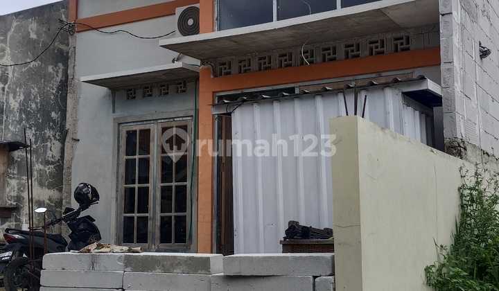 Rumah 1/2 Jadi Bangunan 2 Lantai Lingkungan Aman Bebas Banjir Dekat Ke Pusat Bisnis Kota  2