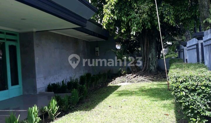 RUMAH BESAR FURNISHED SIAP HUNI di KOTA BANDUNG