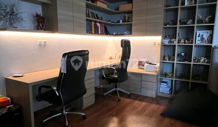 RUMAH FULL FURNISHED SIAP HUNI di TAMAN HOLIS INDAH, BANDUNG RUMAH FULL FURNISHED SIAP HUNI di TAMAN HOLIS INDAH, BANDUNG