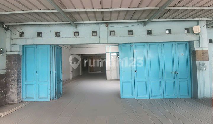 Business Space Suitable for Office Strategic Location in Andir, Bandung Business Space Suitable for Office Strategic Location in Andir, Bandung