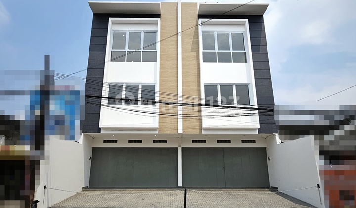 Exclusive Luxury Soho / Ruko 4 Lantai Siap Huni Taman Kopo Indah Exclusive Luxury Soho / Ruko 4 Lantai Siap Huni Taman Kopo Indah