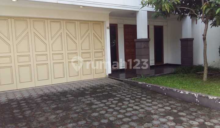 Rumah di Komplek Dadali Bandung Rumah di Komplek Dadali Bandung