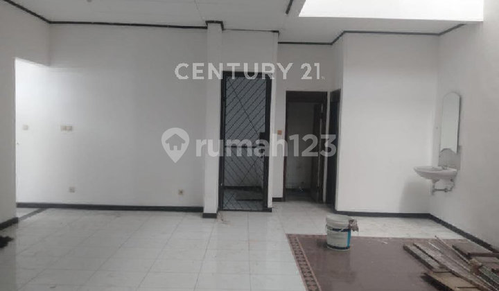 Rumah Di Jl Ayudia Pajajaran Bandung 2