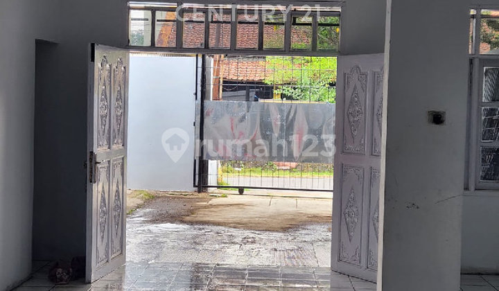 Pasteur Wing House Near Bandung West Java Toll Gate 2