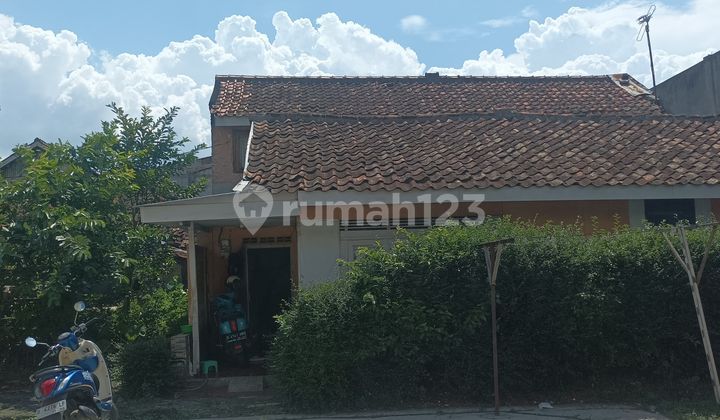 Dijual Rumah, Lokasi Bagus Cocok Buat Bangun Kos-kosan Atau Kontrakan. Posisi Samping Rumah Sakit Ujung Berung, Kodya Bandung Dijual Rumah, Lokasi Bagus Cocok Buat Bangun Kos-kosan Atau Kontrakan. Posisi Samping Rumah Sakit Ujung Berung, Kodya Bandung