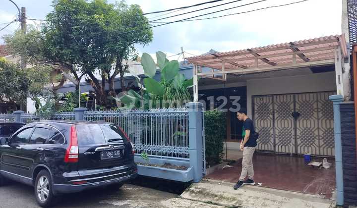 Dijual Rumah Arcamanik Lt 277m, lb 120m, 1 lantai 3KT, 2KM, 2 gudang, taman luas, SHM, lokasi nyaman dekat ke Jl. Utama golf barat Dijual Rumah Arcamanik Lt 277m, lb 120m, 1 lantai 3KT, 2KM, 2 gudang, taman luas, SHM, lokasi nyaman dekat ke Jl. Utama golf barat