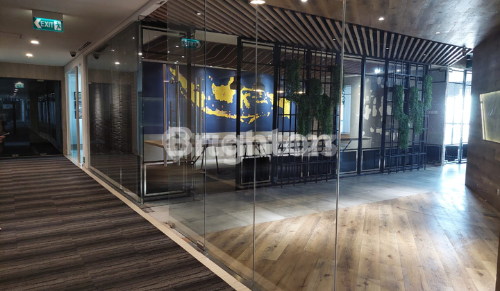 Selling Premium Office Pakuwon Center Surabaya - 2 Units at Once! Selling Premium Office Pakuwon Center Surabaya - 2 Units at Once!