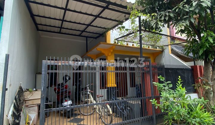 Rumah Keren Minimalis Harga Menarik Lingkungan Komplek Strategis  2