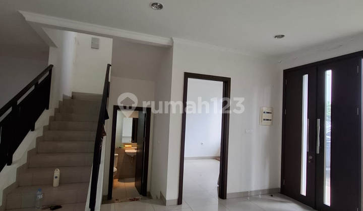 Sell Fast Modern Minimalist Comfortable House in Summarecon Complex 2