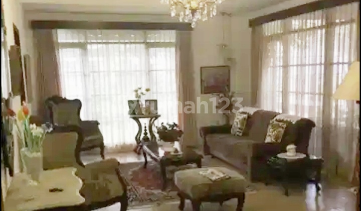 Jual Cepat Rumah Asri di Dago Strategis Halaman Luas Sejuk Nyaman