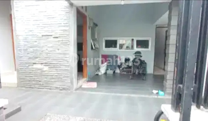 Selling Exclusive Active Kosan Fully Booked Fully Furnished in Dago 2