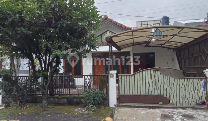 Jual Cepat Rumah Terwat Strategis di Komp. Batununggal Buahbatu