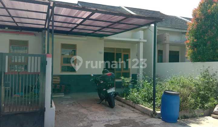 Quick Sale Minimalist House in Cibiru Cluster, Strategic Location Near UPI
