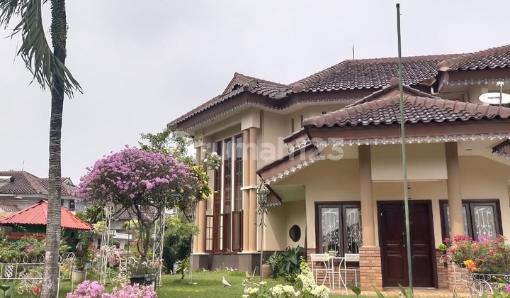 Dijual Rumah Mewah Hoek di Bintaro Sektor 7, Tangerang Selatan
