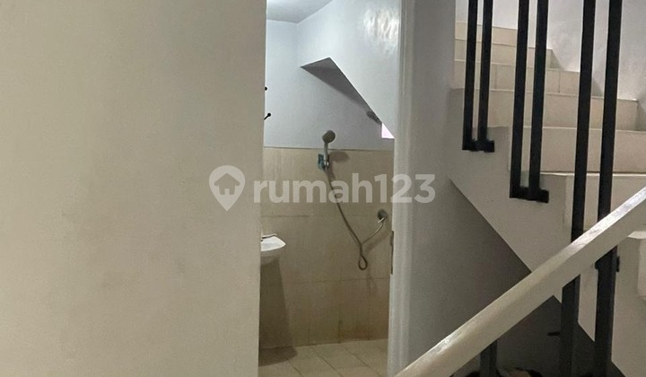 Dijual Rumah Siap Huni, Serpong Lagoon, Setu, Tangerang Selatan 2