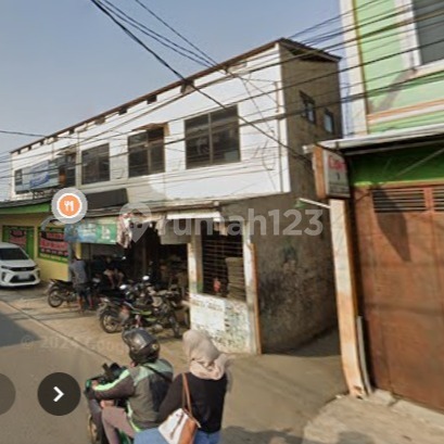 3-Storey Shophouse For Rent on Main Road, Teluk Pucung Street 2