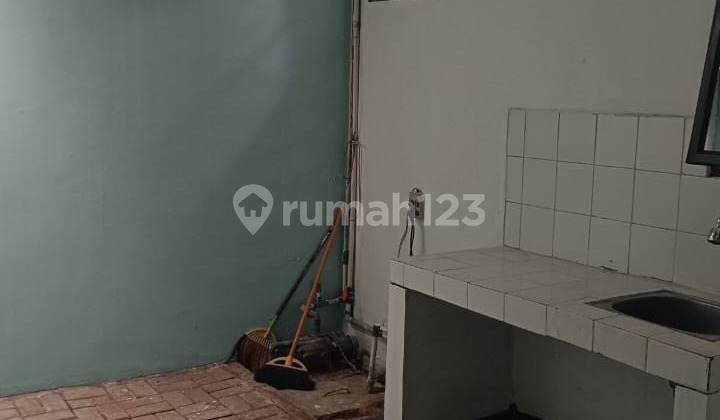 Disewakan Cepat Rumah Bagus Siap Huni di Serpong, Tangerang 2