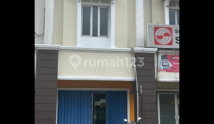 For Rent: 2-Story Alexandrite Shophouse Ready to Use in Gading Serpong For Rent: 2-Story Alexandrite Shophouse Ready to Use in Gading Serpong