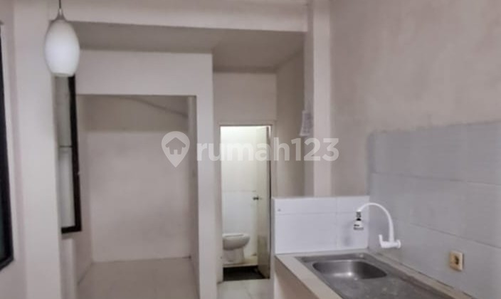 Rumah, 1 Lantai, Dekat Pusat Perbelanjaan, di Serpong Utara 2