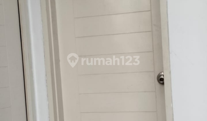 2-Story House for Sale in Resident One Bsd, in a Comfortable Environment 2