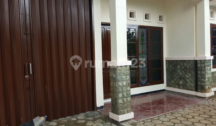 Banyumanik House, Near Undip and Hospital, Flood-Free 2