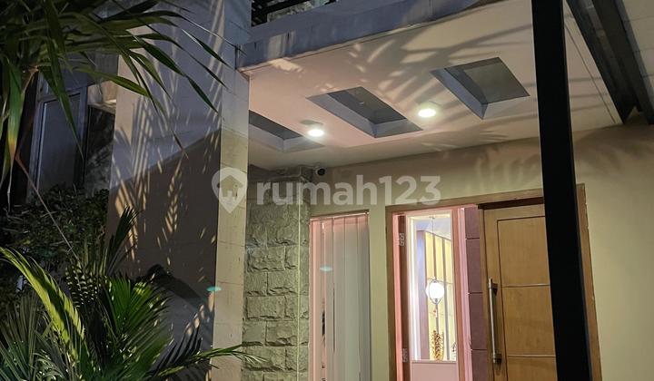Rumah Bagus 2 Lantai Tengah Kota Full Furnished Semeru 2