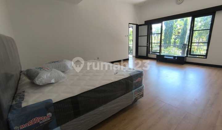 Villa Jual Lokasi Pering 1