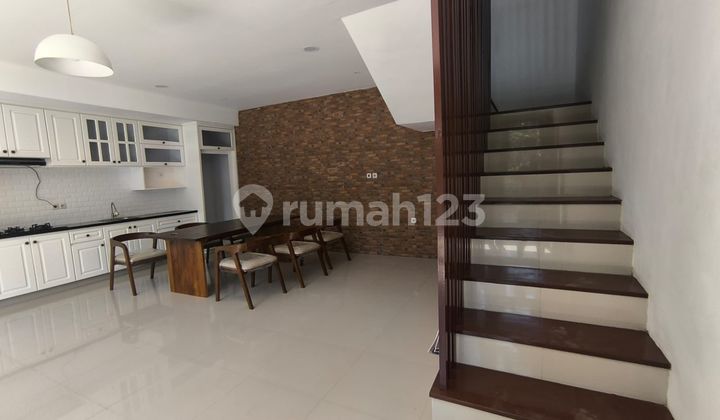 Villa Jual Lokasi Pering 2