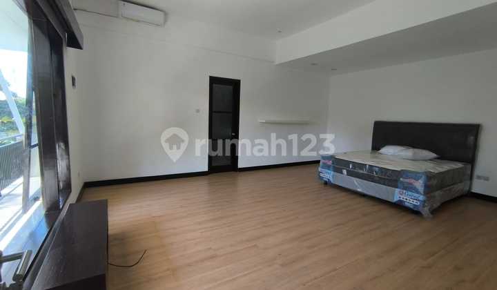 Villa Jual Lokasi Pering 2