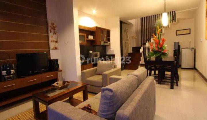 Villa Jual Lokasi Seminyak 1