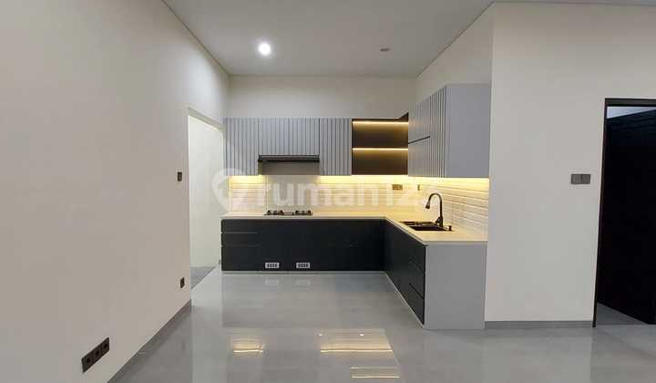 RUMAH MEWAH FURNISH SIAP HUNI KOMPLEK MARGAHAYU PERMAI KOPO BANDUNG 2