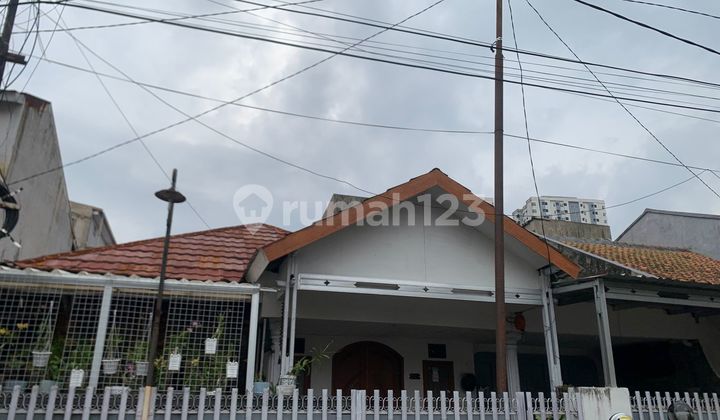 Termuarah Rumah Strategis Komplek Sekelimus Buahbatu Bandung