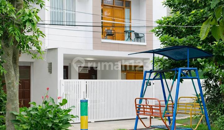Exclusive Luxury Ready-to-Live House on Mars Venus Street, Margahayu Buahbatu 2