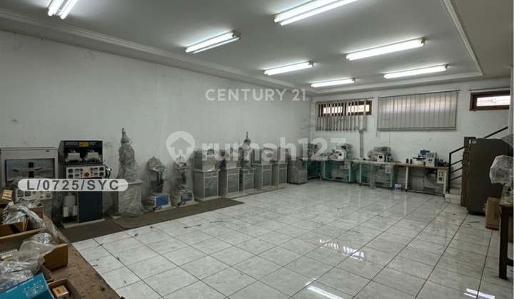 Ready-to-Use Warehouse Located Strategically in Cibeureum, Cimahi