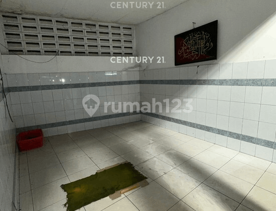 2 Ex-Factory Shoe Warehouses Including Machinery Located in Sayap Cimahi 2 Ex-Factory Shoe Warehouses Including Machinery Located in Sayap Cimahi