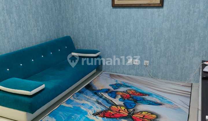 Sewa Apartemen Cosmo Mansion (Jakarta Residence) - 1 BR Furnished