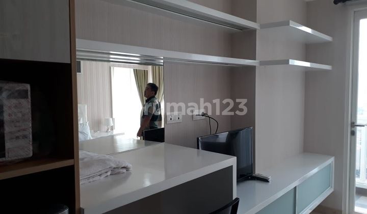 Sewa Apartemen Menteng Park Type Studio Full Furnished 2