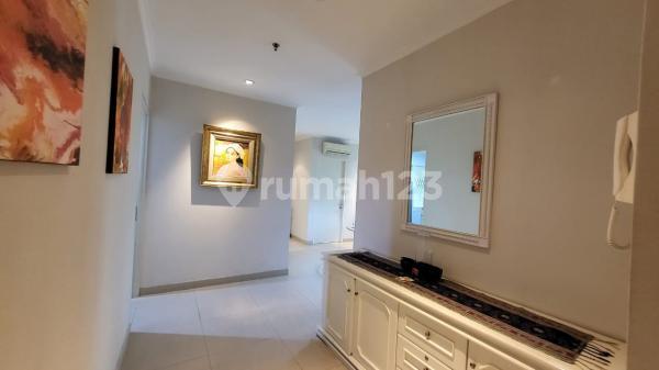 Sewa Apartemen Hamptons Park 2+1 Bedrooms Fully Furnished 2