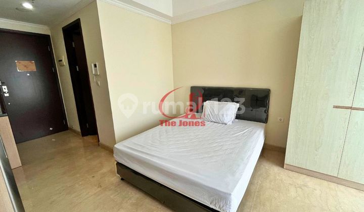 Rent a Fully Furnished Studio Apartment at Menteng Park 2