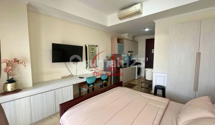 Menteng Park Studio Apartment for Rent Fully Furnished
