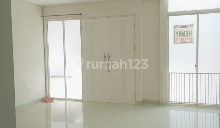 Dijual Longbeach Pik 6X15, 3 Lantai, SF, 3Ac, Kitchenset, Box Ranjang