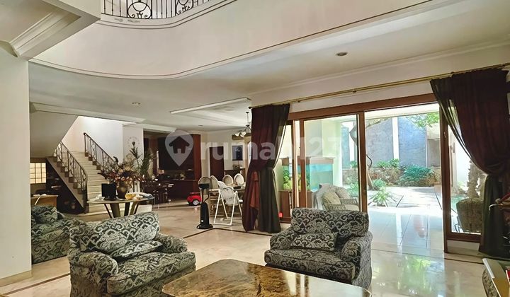 Rumah Pondok Indah Modern Classic Hoek, Premium Location Elite